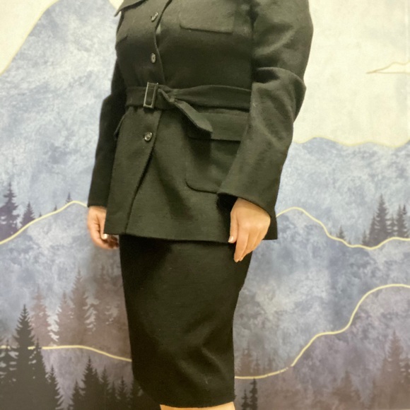 Ellen Tracy ladies suit/skirt -16 top - 14 skirt - Picture 3 of 9